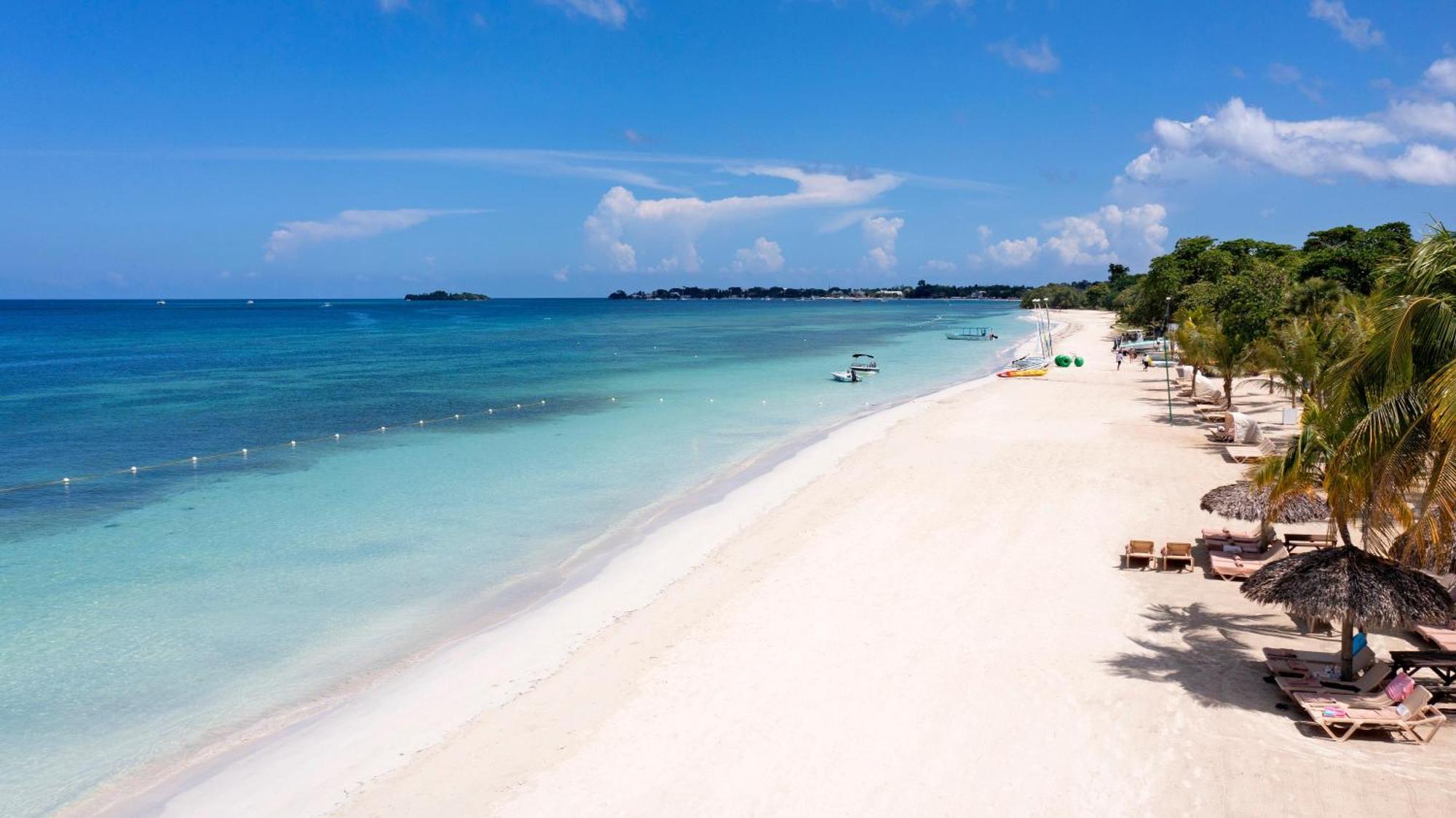 Beaches Negril Resort And Spa Esterno foto